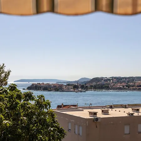 Apartman Maya Podstrana