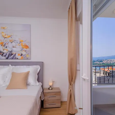 Maya Apartman Podstrana