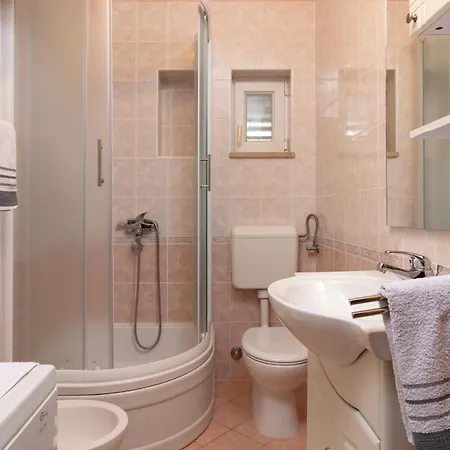 Maya Apartman