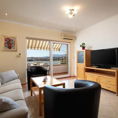 Maya Apartman Podstrana
